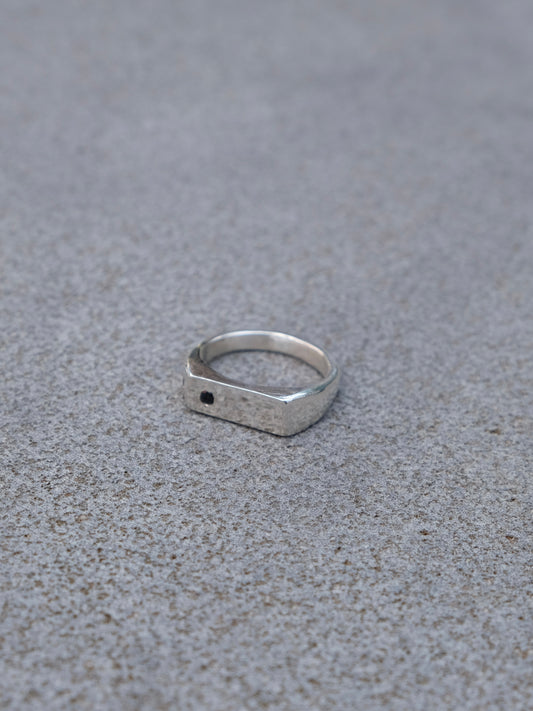 sapphire signet ring