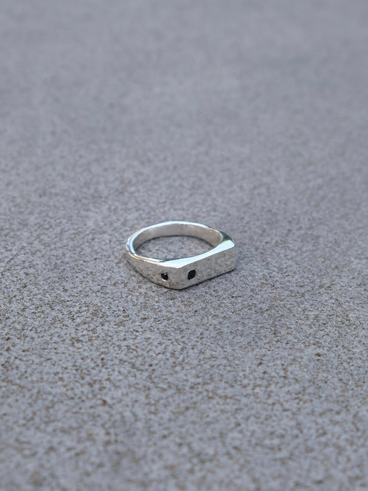 sapphire signet ring